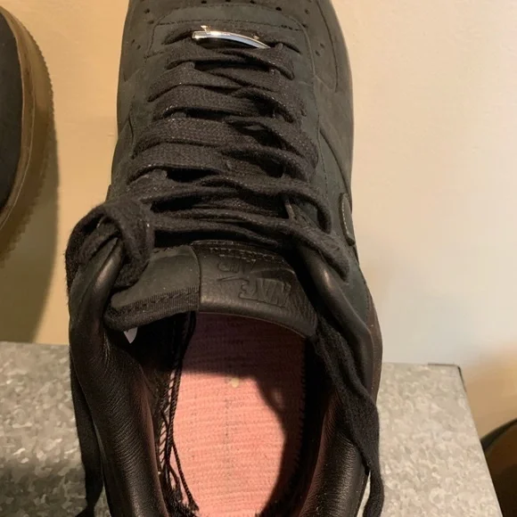 LeBron Nike Air Force 1 Supreme 07 - Picture 9 of 10